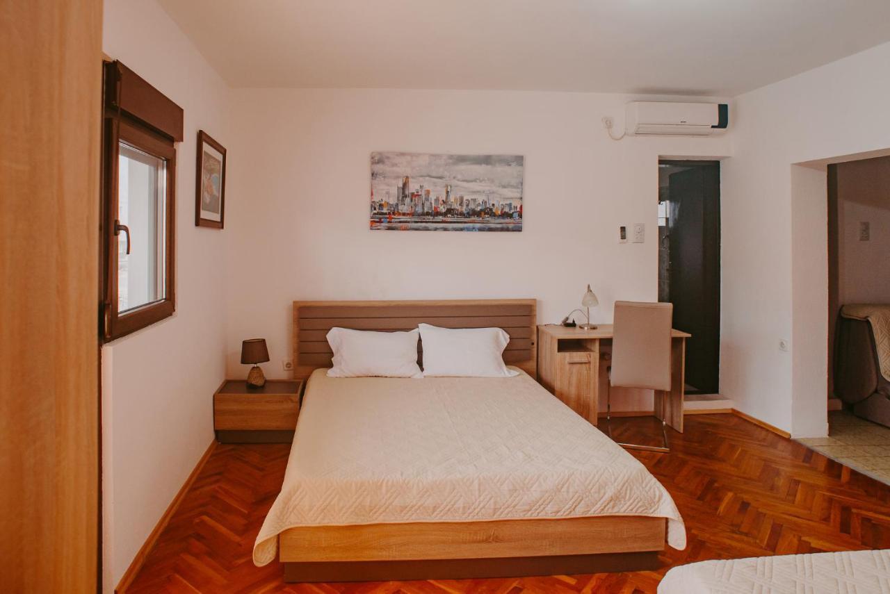 Azure Adriatic Apartment Котор Екстериор снимка