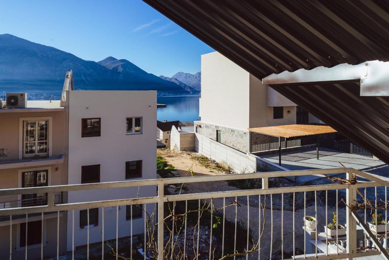 Azure Adriatic Apartment Котор Екстериор снимка